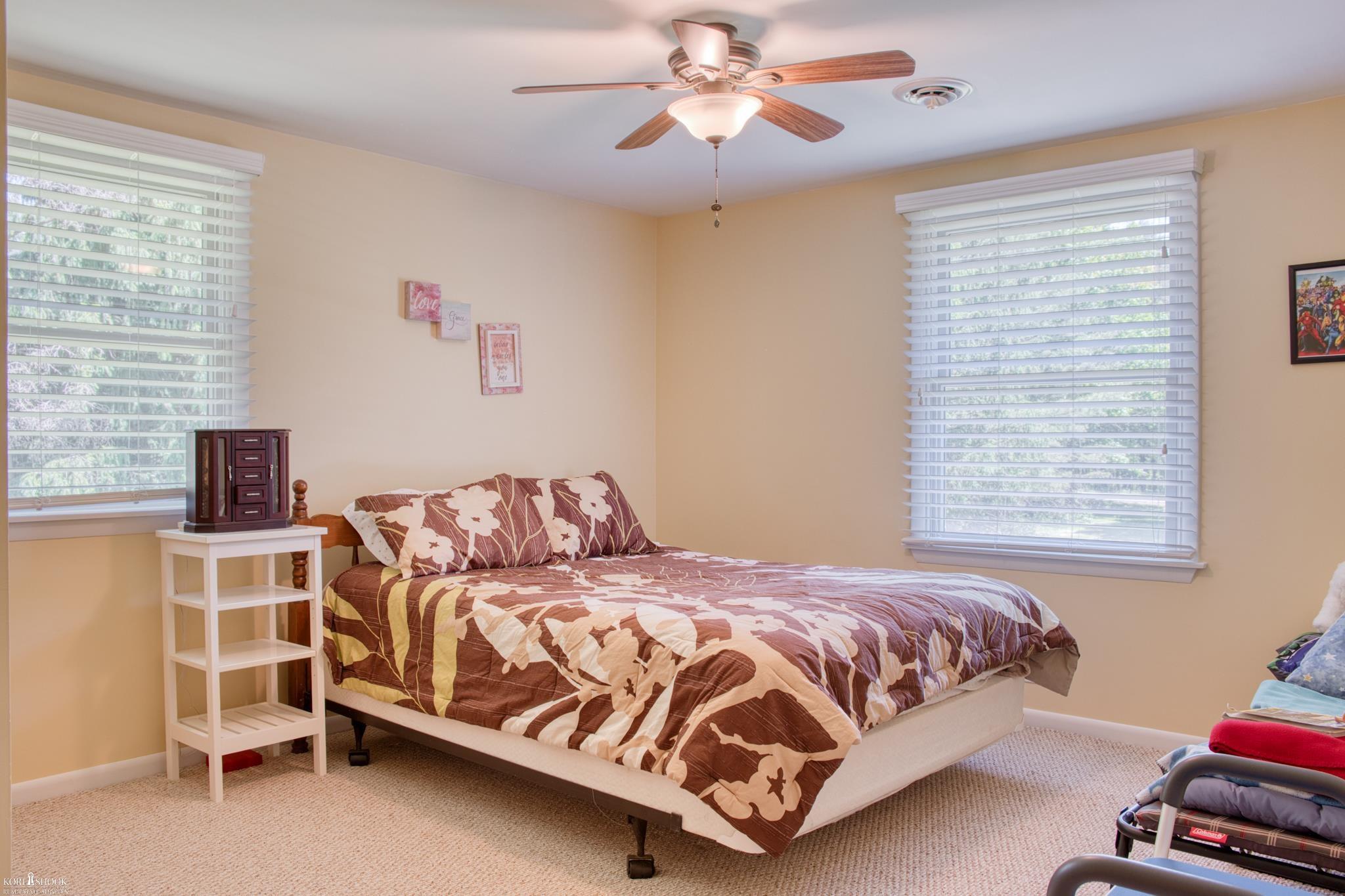 1300 West Hibbard Road Owosso, MI 48867 - Photo 13 of 34