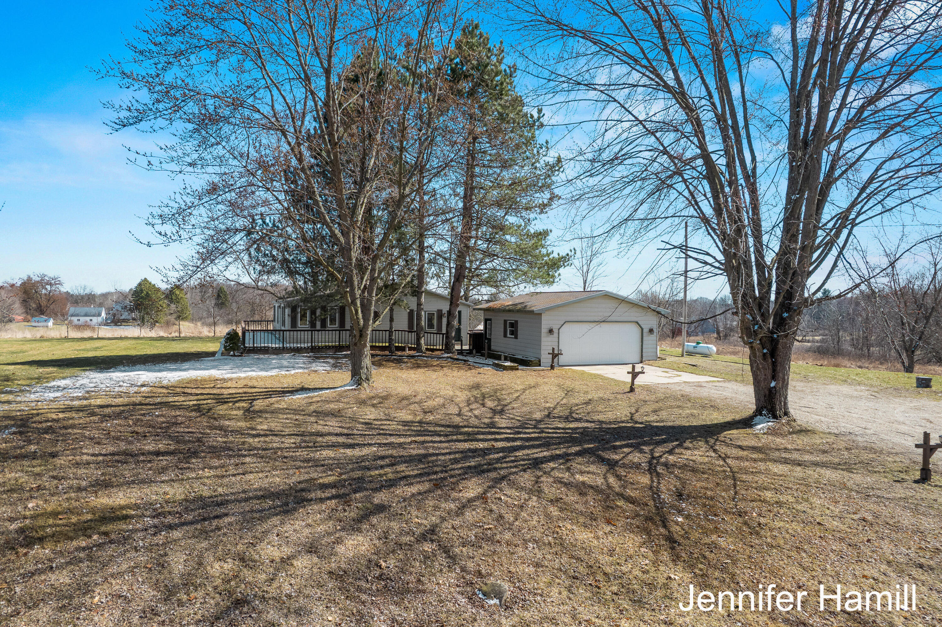 1024 13 Mile Road Northeast Sparta, MI 49345 - Photo 2 of 37 Photo-10