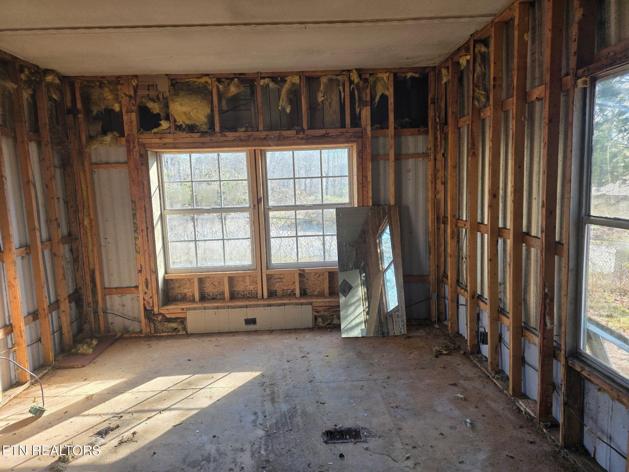 604 Knepp Circle Jamestown, TN 38556 - Photo 15 of 15 IMG_20260119_160423 (2)