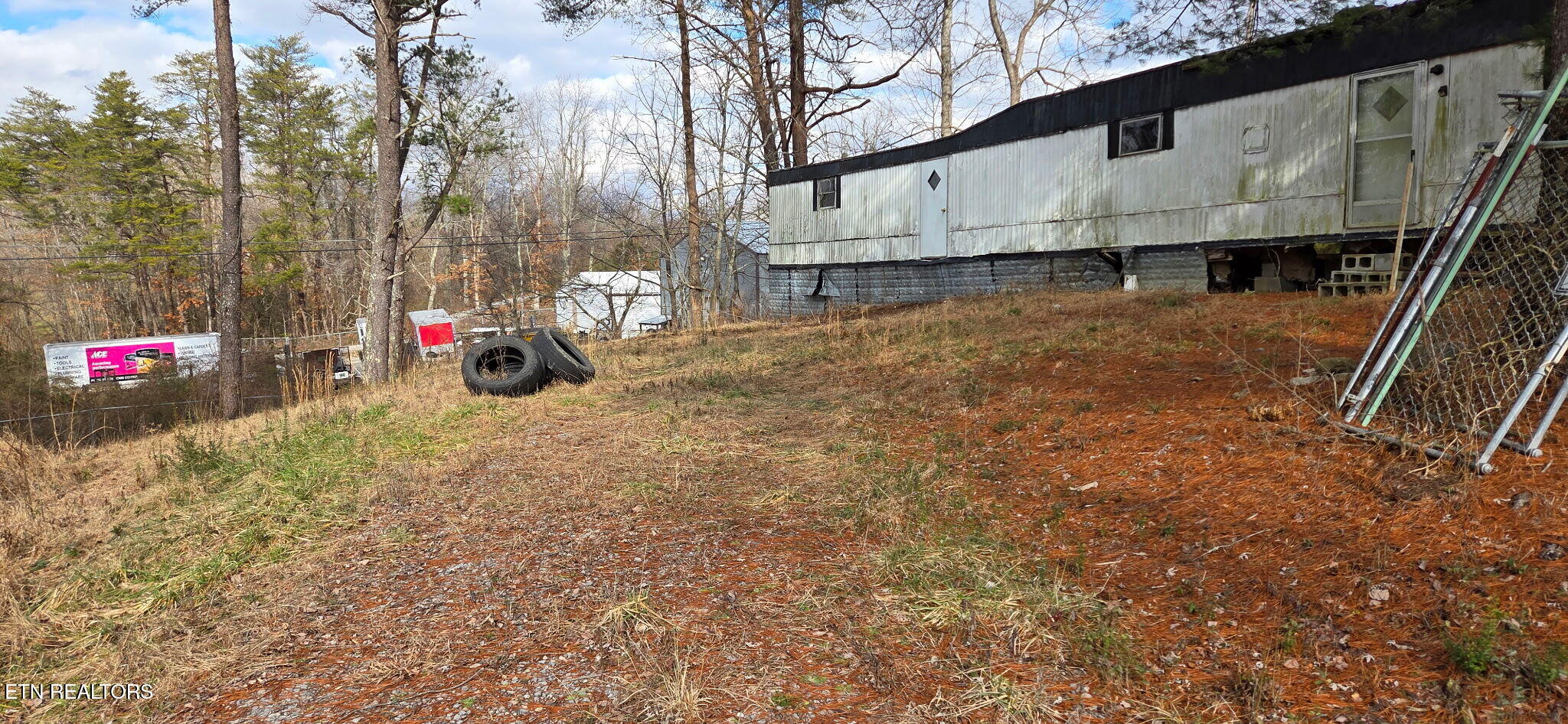 604 Knepp Circle Jamestown, TN 38556 - Photo 5 of 15 IMG_20260119_160423 (10)