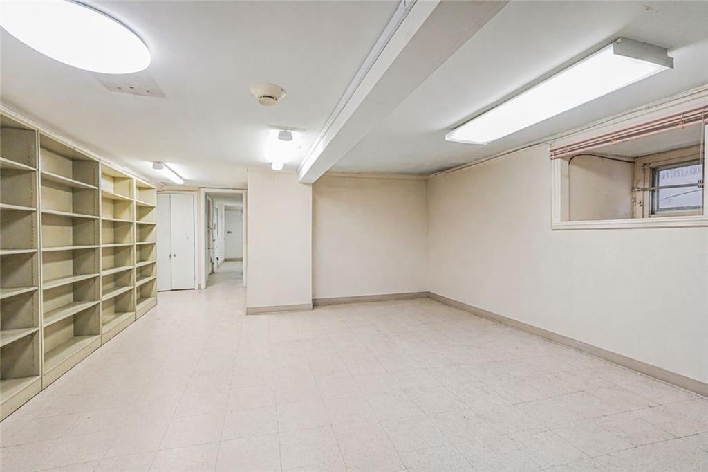 648 Bay Ridge Parkway Brooklyn, NY 11209 - Photo 17 of 31