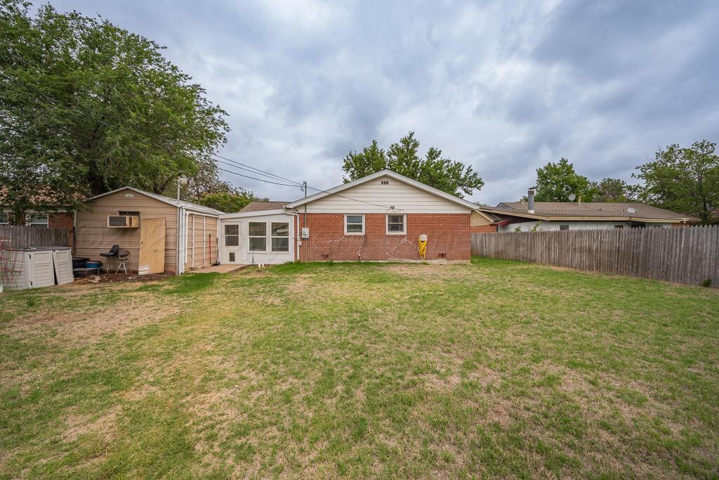5215 George Terrace Amarillo, TX 79106 - Photo 21 of 23 backyard 2