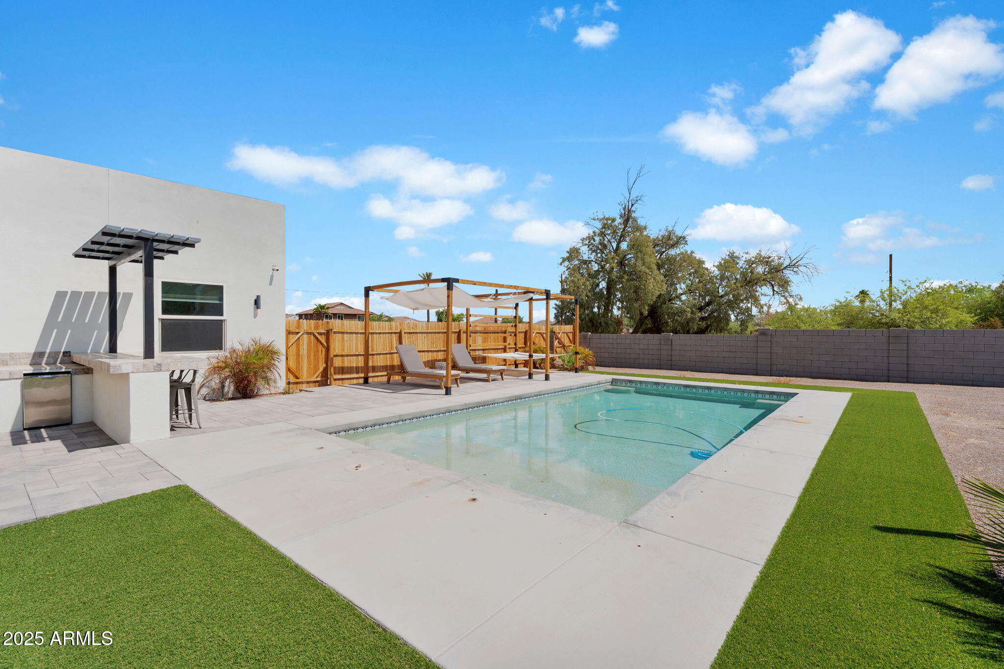 745 East Highline Canal Road Phoenix, AZ 85042 - Photo 53 of 66 62-web-or-mls-DSC02903