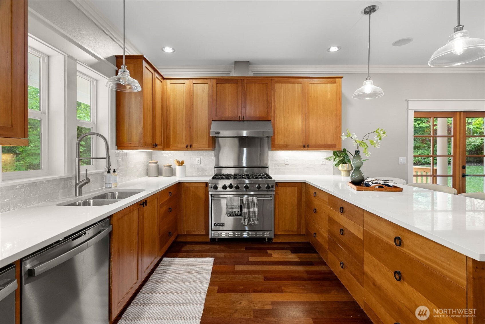 6963 Northeast Hidden Cove Road Bainbridge Island, WA 98110 - Photo 16 of 39