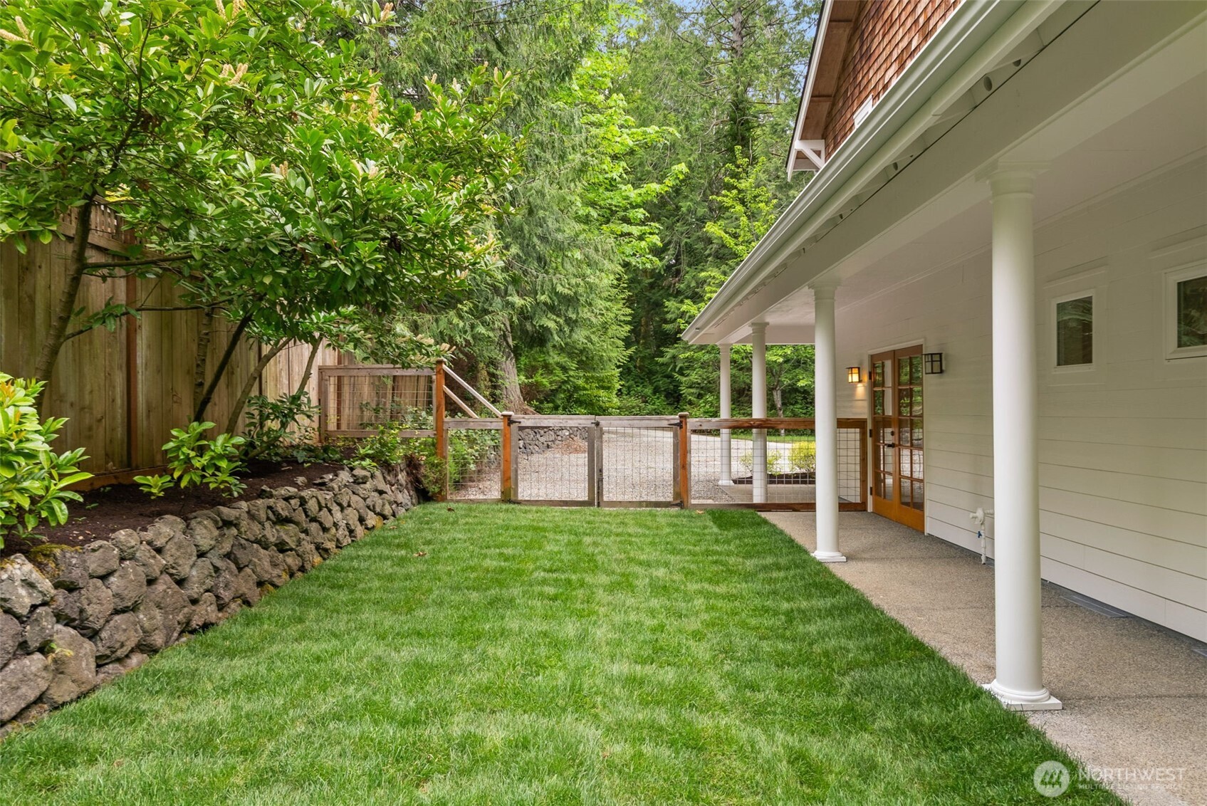 6963 Northeast Hidden Cove Road Bainbridge Island, WA 98110 - Photo 33 of 39