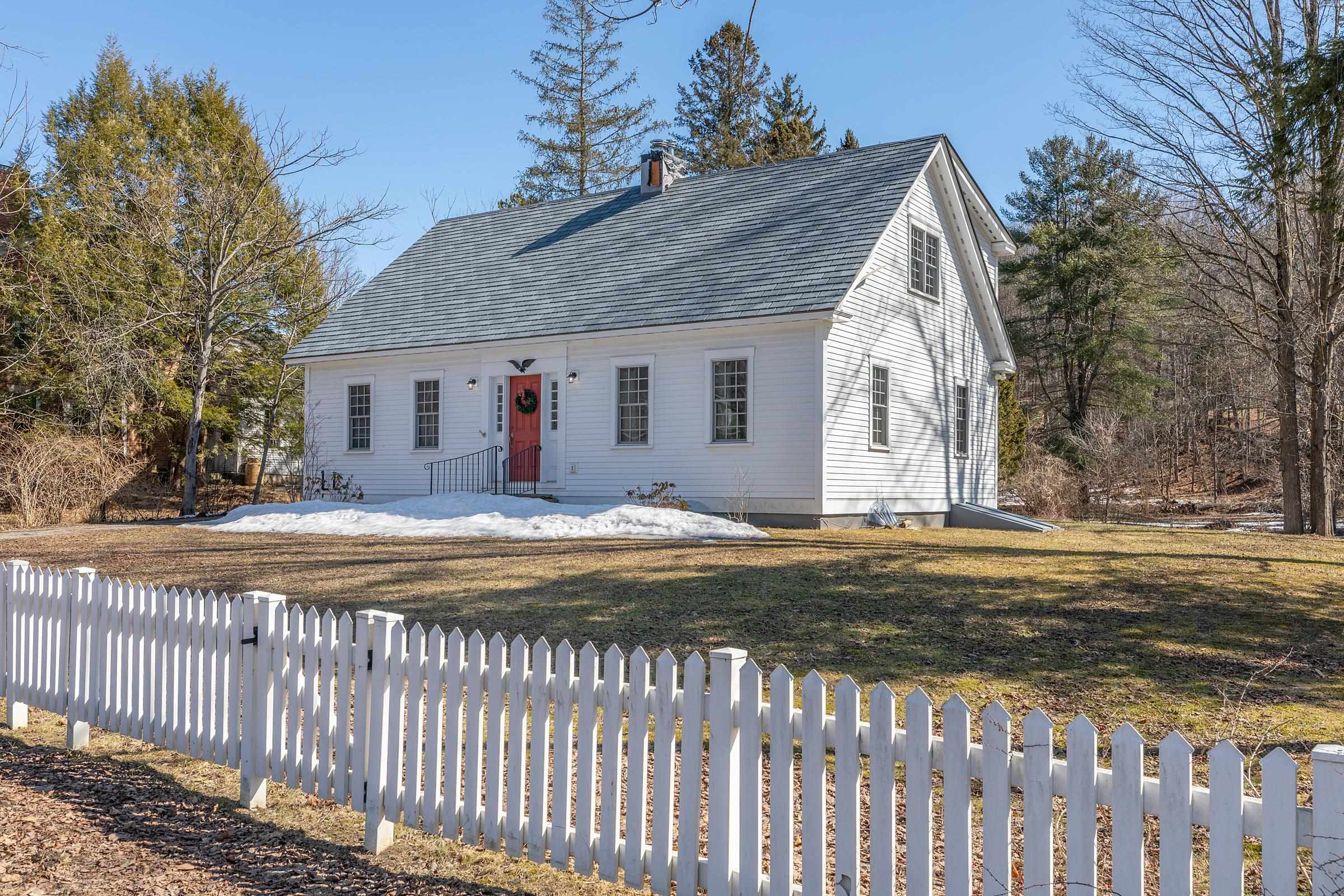 299 South Main Street Wallingford, VT 05773 - Photo 1 of 48