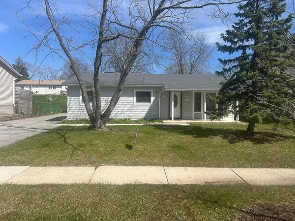 $305,000 | 146 Springleaf Drive, Bolingbrook, IL 60440