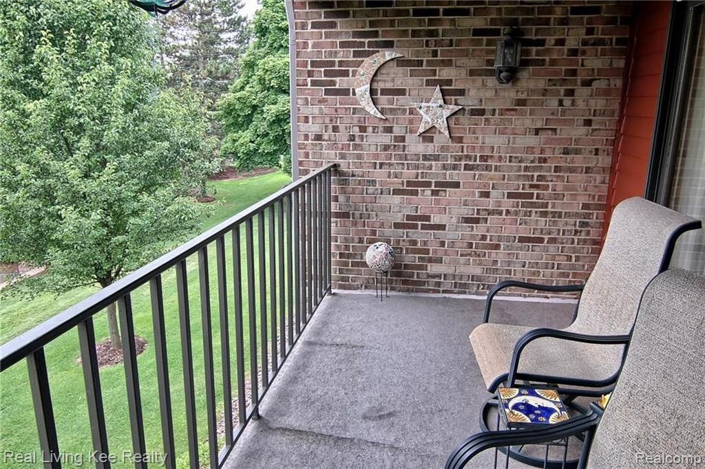 875 Green View Court, Unit 64 Rochester Hills, MI 48307 - Photo 30 of 31