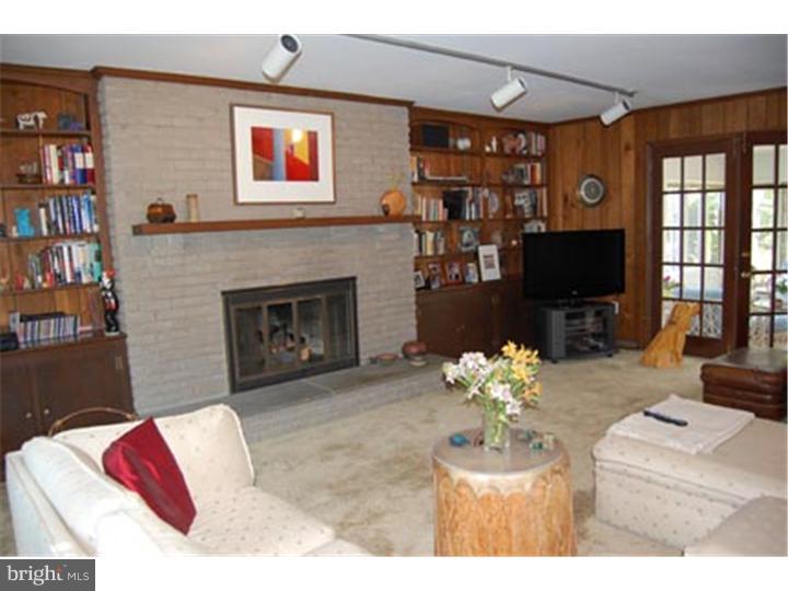 611 Kilburn Road Wilmington, DE 19803 - Photo 7 of 18 Family Room