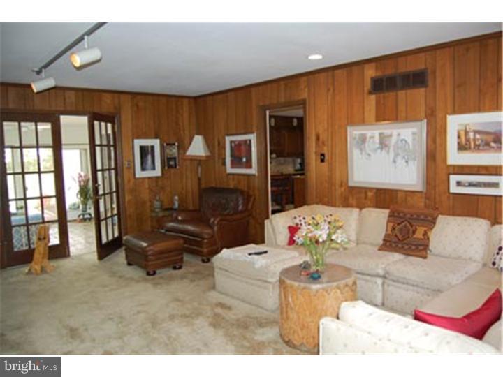 611 Kilburn Road Wilmington, DE 19803 - Photo 8 of 18 Family Room