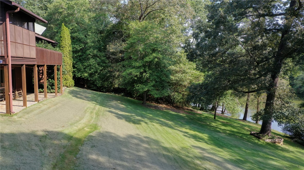 1208 Moorehead Place Pendleton, SC 29670 - Photo 26 of 34