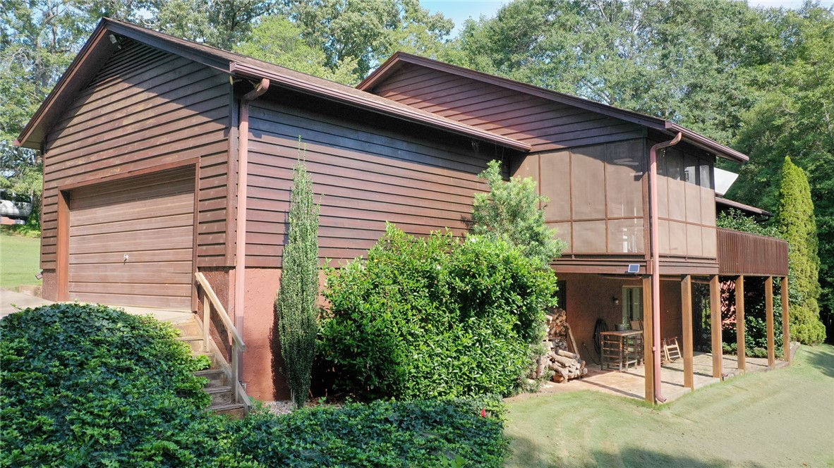 1208 Moorehead Place Pendleton, SC 29670 - Photo 27 of 34