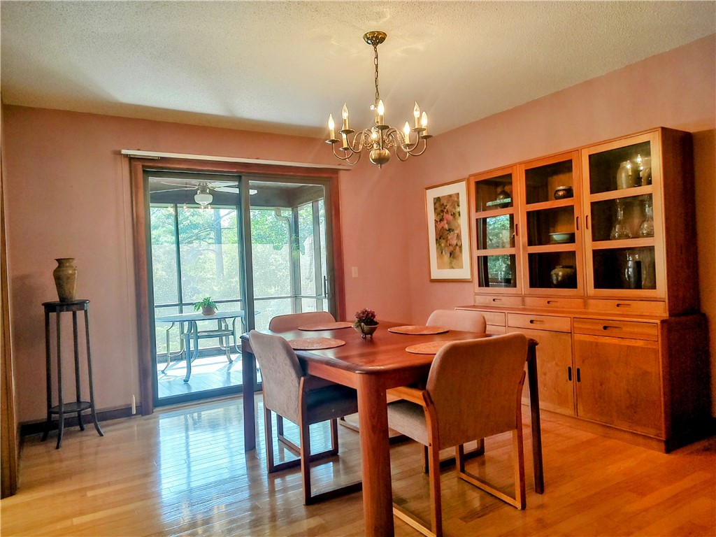 1208 Moorehead Place Pendleton, SC 29670 - Photo 4 of 34