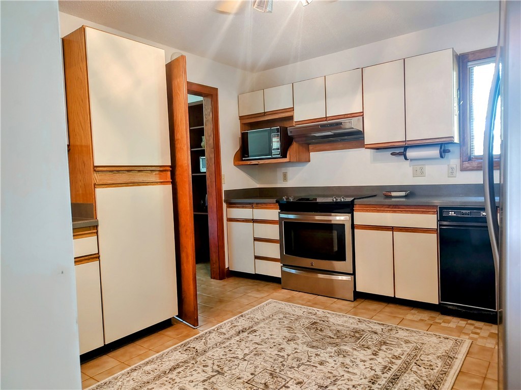 1208 Moorehead Place Pendleton, SC 29670 - Photo 6 of 34