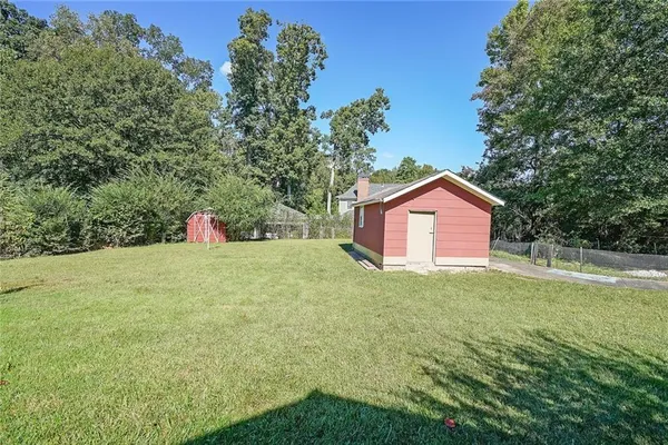 $1,995 | 2055 Anderson Drive Southeast, Smyrna, GA 30080