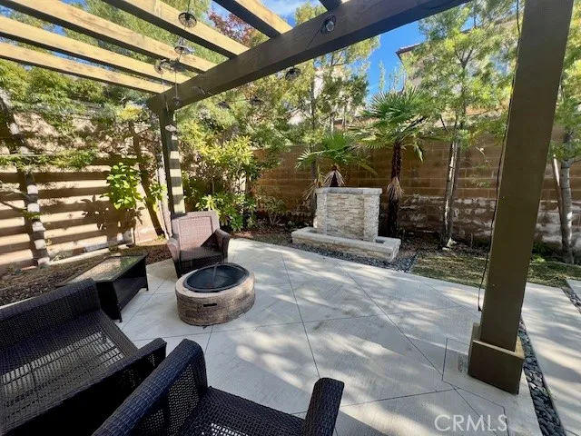 a outdoor view with a sitting space