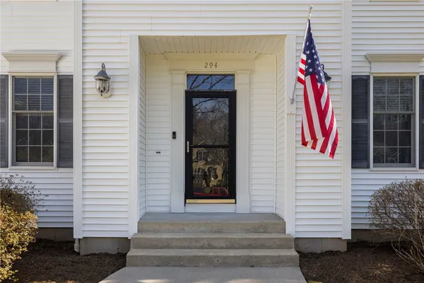 $1,199,000 | 294 Sylvan Court, North Kingstown, RI 02874
