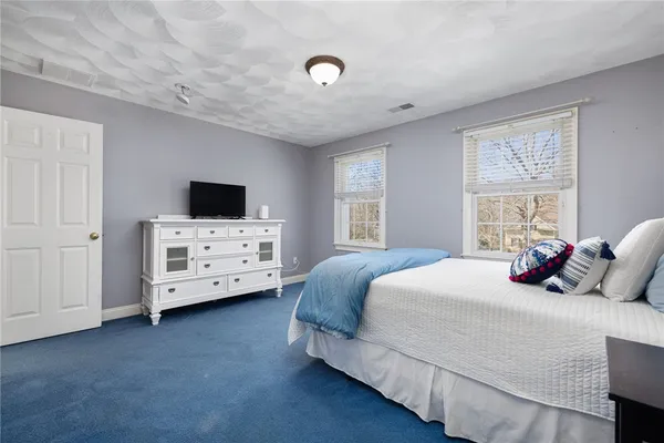 $1,199,000 | 294 Sylvan Court, North Kingstown, RI 02874