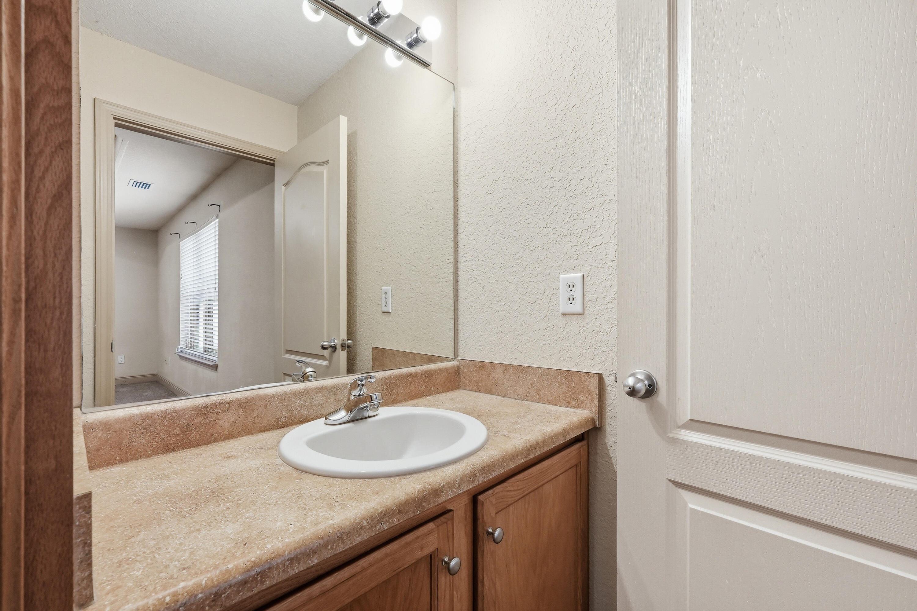 5530 Royal Street Crestview, FL 32539 - Photo 30 of 45 5530 royal st-30