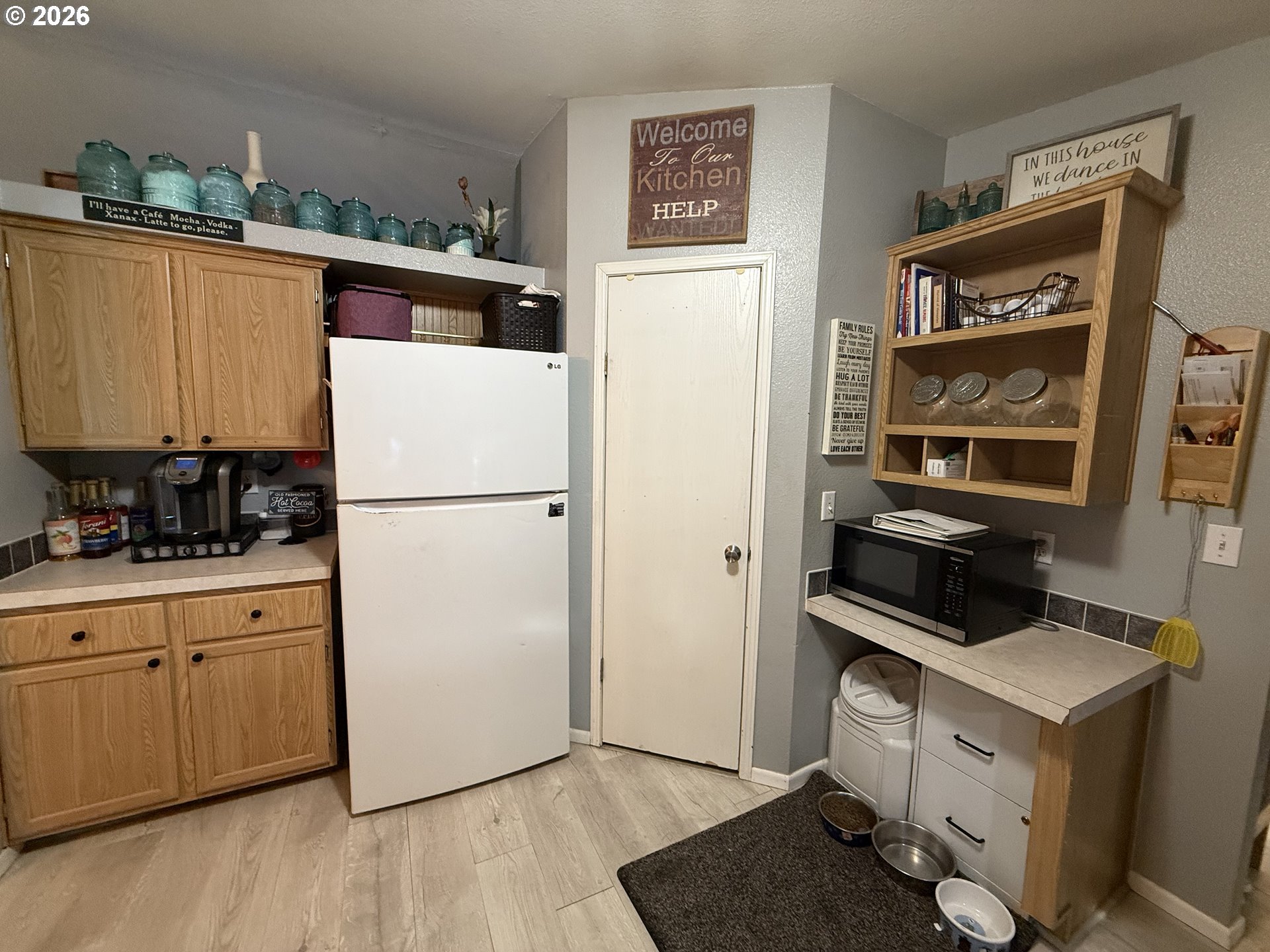 134 Anne Avenue Winston, OR 97496 - Photo 8 of 26 Kitchen