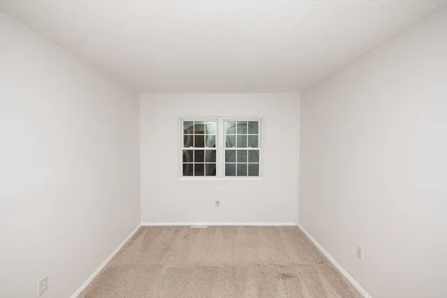 $2,800 | 618 Edgebrook Drive, Unit 618, Boylston, MA 01505