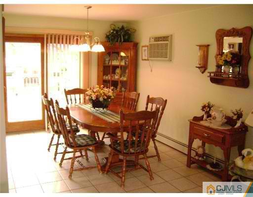 30 Baldwin Road Edison, NJ 08817 - Photo 3 of 9