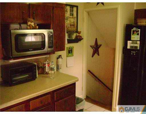 30 Baldwin Road Edison, NJ 08817 - Photo 5 of 9