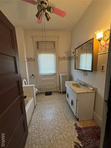 $145,000 | 511 South Washington Street, McLeansboro, IL 62859