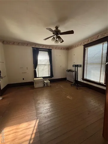 $145,000 | 511 South Washington Street, McLeansboro, IL 62859