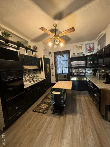 $145,000 | 511 South Washington Street, McLeansboro, IL 62859