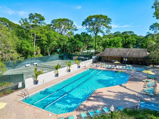 $329,500 | 3129 Windrush Bourne, Unit 56, Sarasota, FL 34235