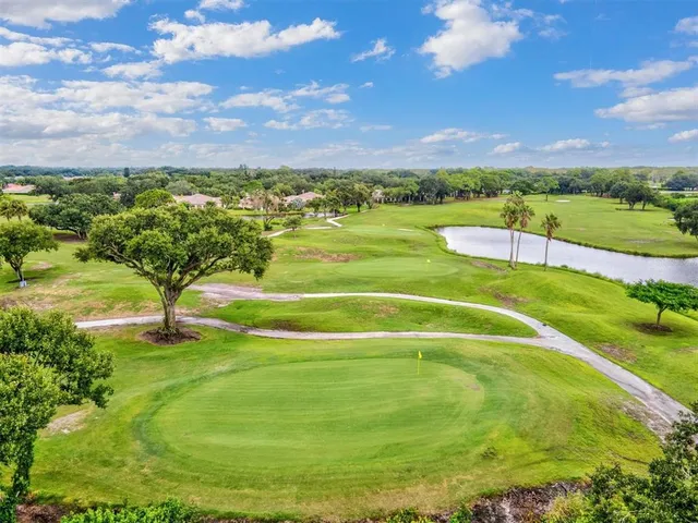 $329,500 | 3129 Windrush Bourne, Unit 56, Sarasota, FL 34235