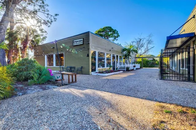 $329,500 | 3129 Windrush Bourne, Unit 56, Sarasota, FL 34235