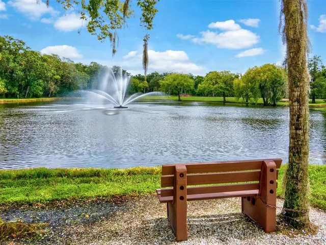 $329,500 | 3129 Windrush Bourne, Unit 56, Sarasota, FL 34235