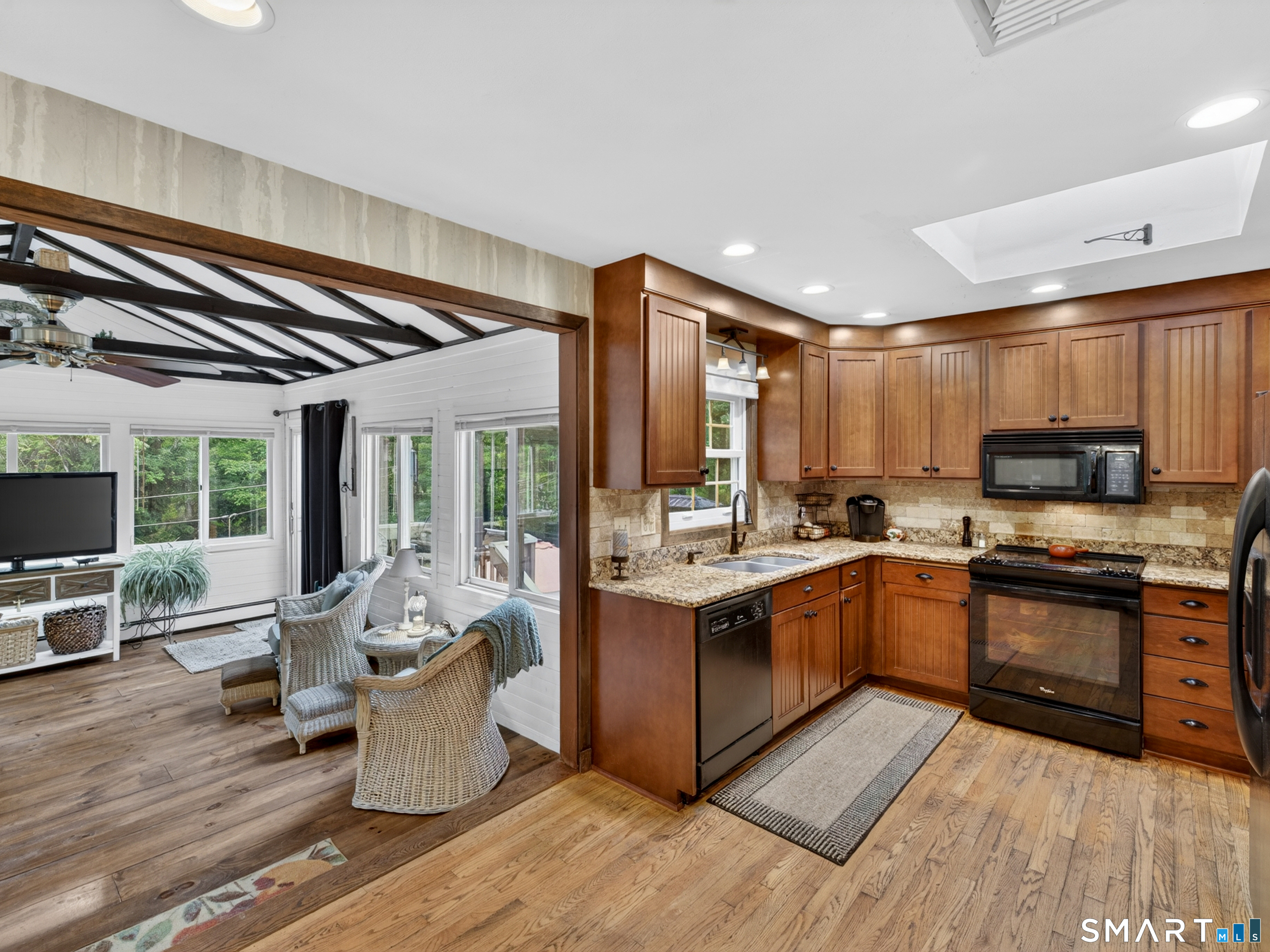 14 Hunters Ridge Road Shelton, CT 06484 - Photo 8 of 39