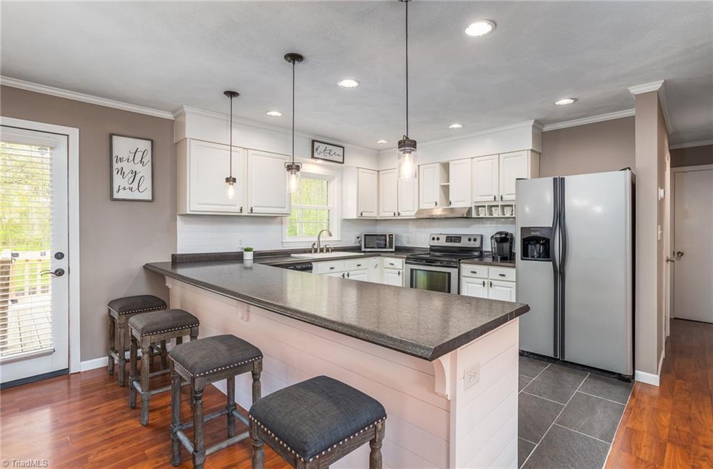 1187 Farmington Road Mocksville, NC 27028 - Photo 11 of 25 Gallery Image 11