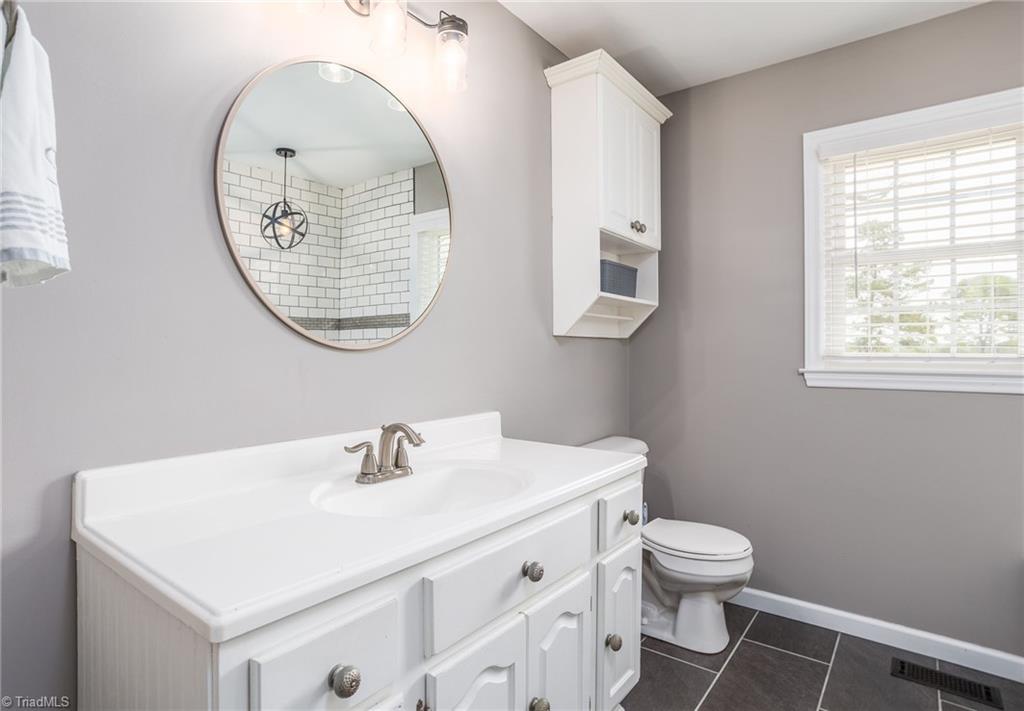 1187 Farmington Road Mocksville, NC 27028 - Photo 14 of 25 Gallery Image 14