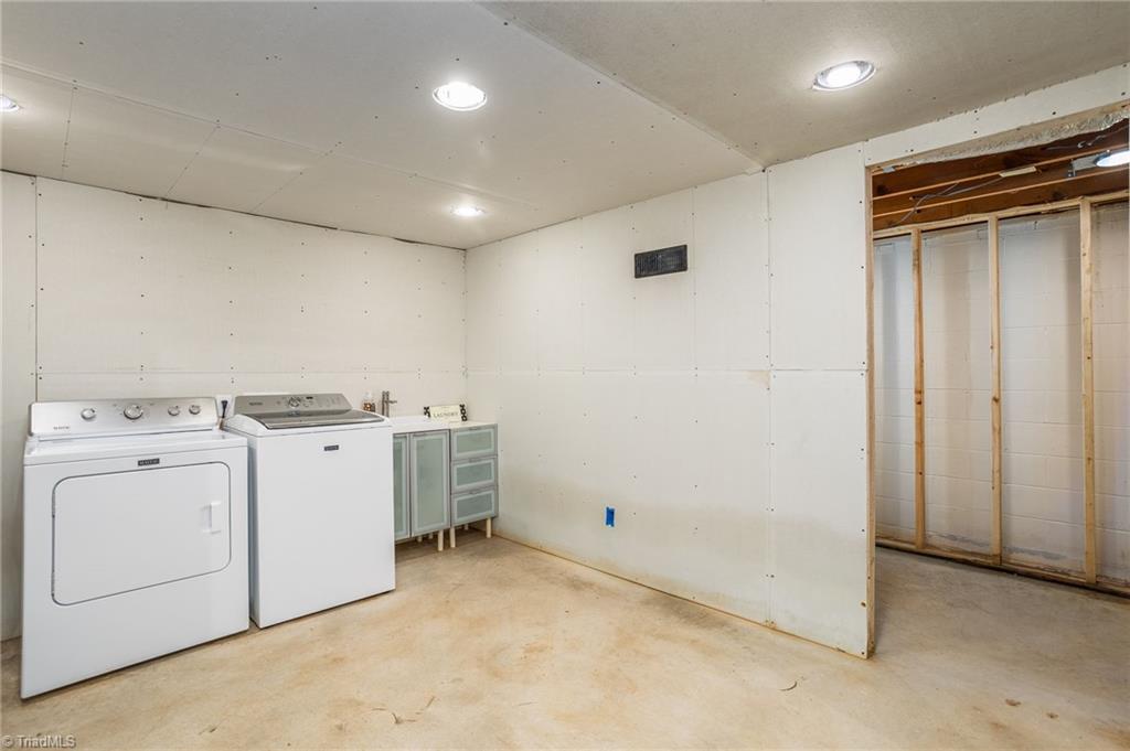 1187 Farmington Road Mocksville, NC 27028 - Photo 20 of 25 Gallery Image 20
