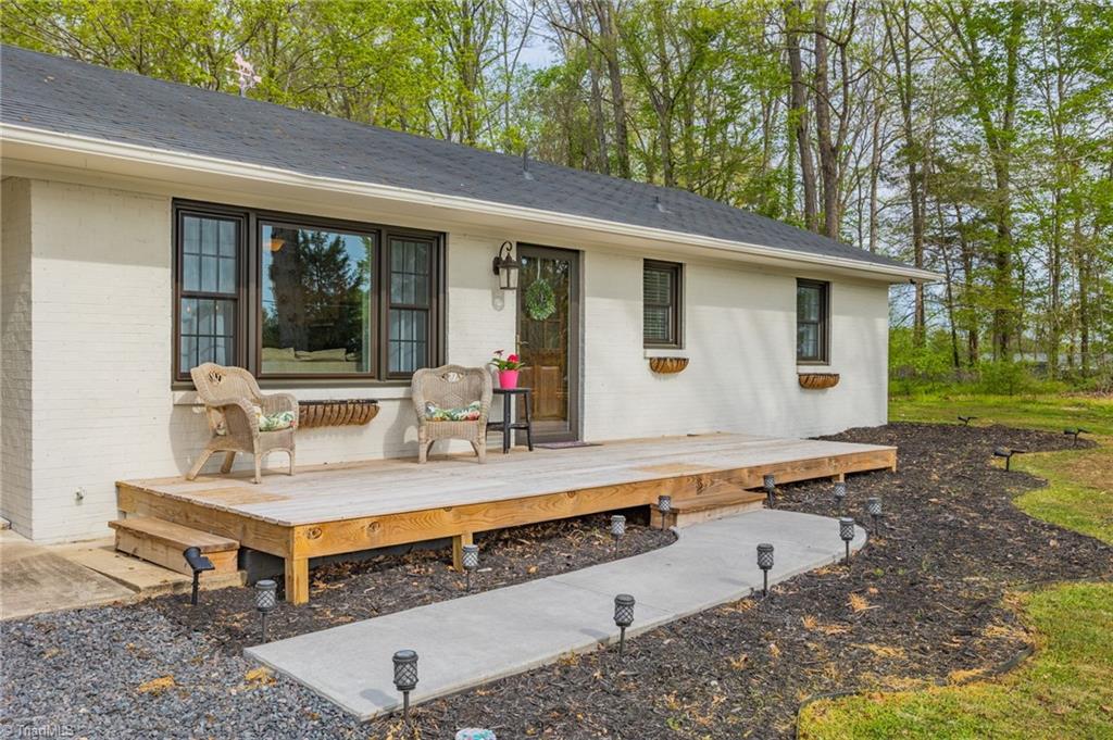 1187 Farmington Road Mocksville, NC 27028 - Photo 5 of 25 Gallery Image 5