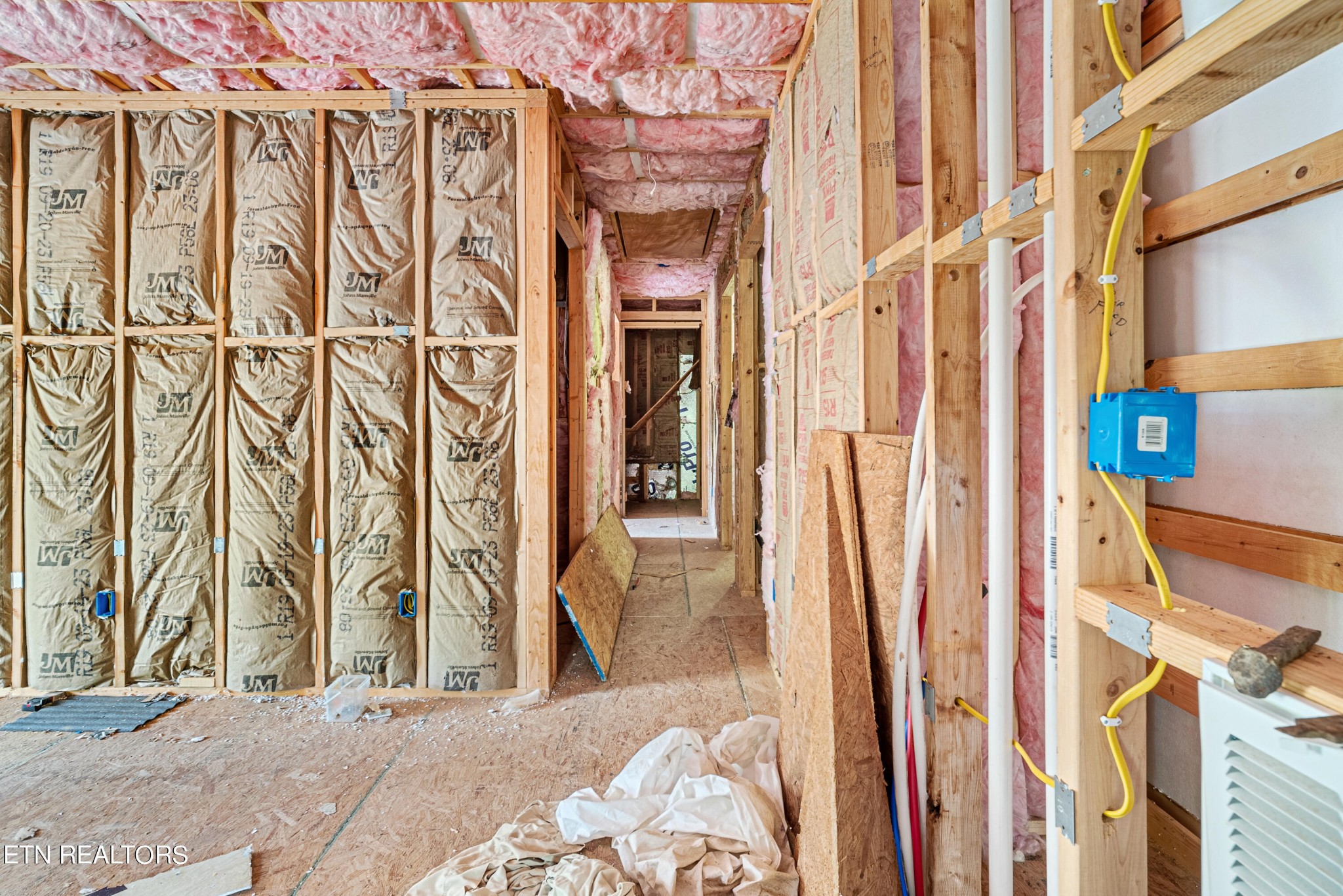 7911 Dan McBee Road Corryton, TN 37721 - Photo 17 of 22 Gallery Image 17