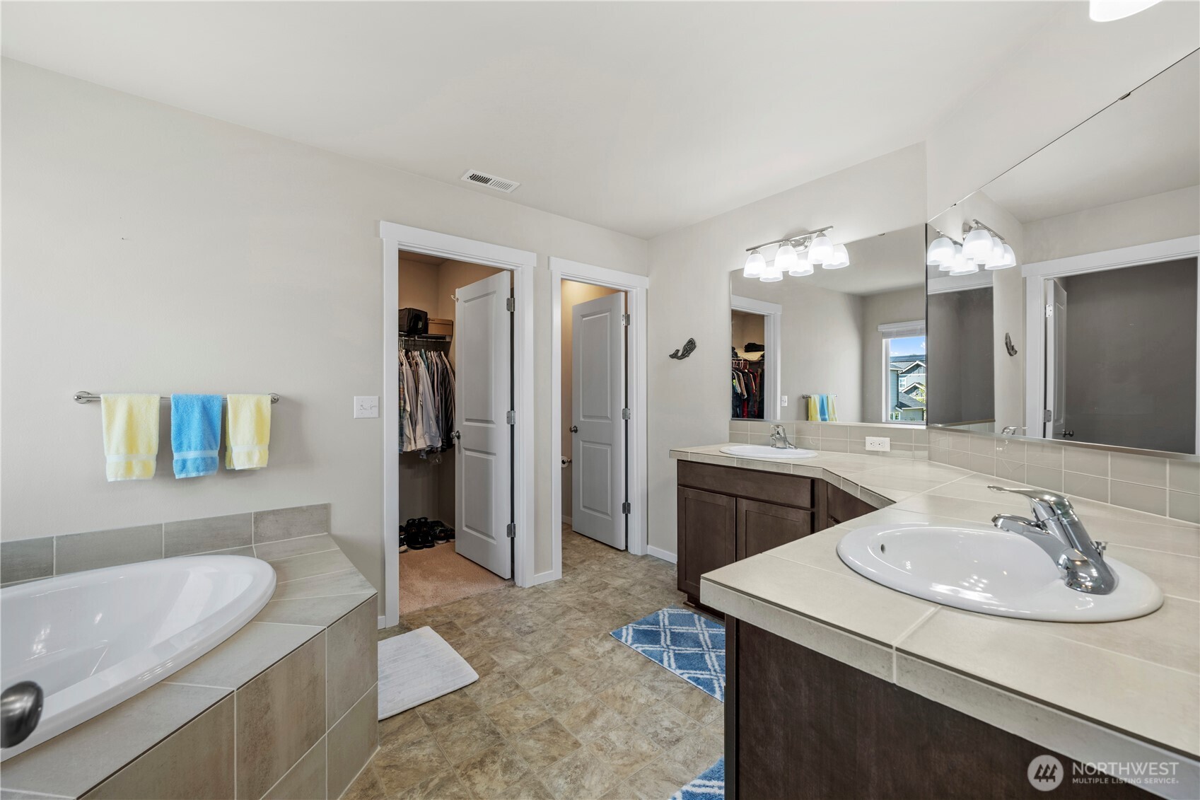6623 Jensen Road Stanwood, WA 98292 - Photo 14 of 31 Gallery Image 14