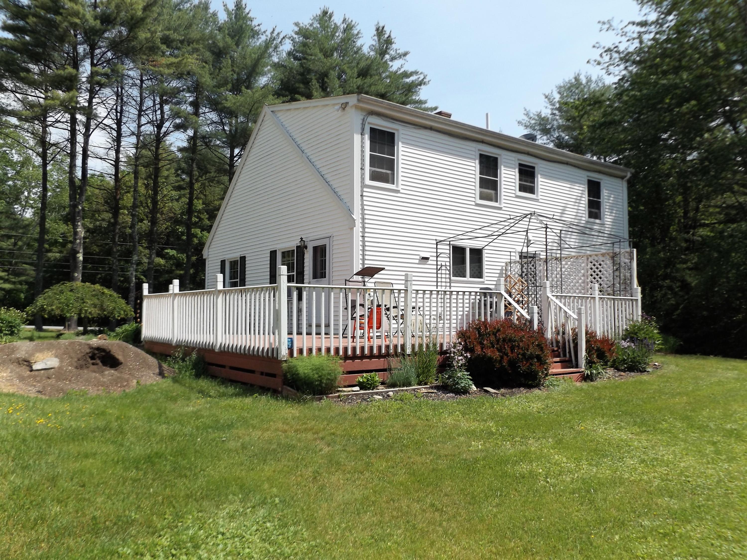 16 Jesse Road Topsham, ME 04086 - Photo 10 of 49 8