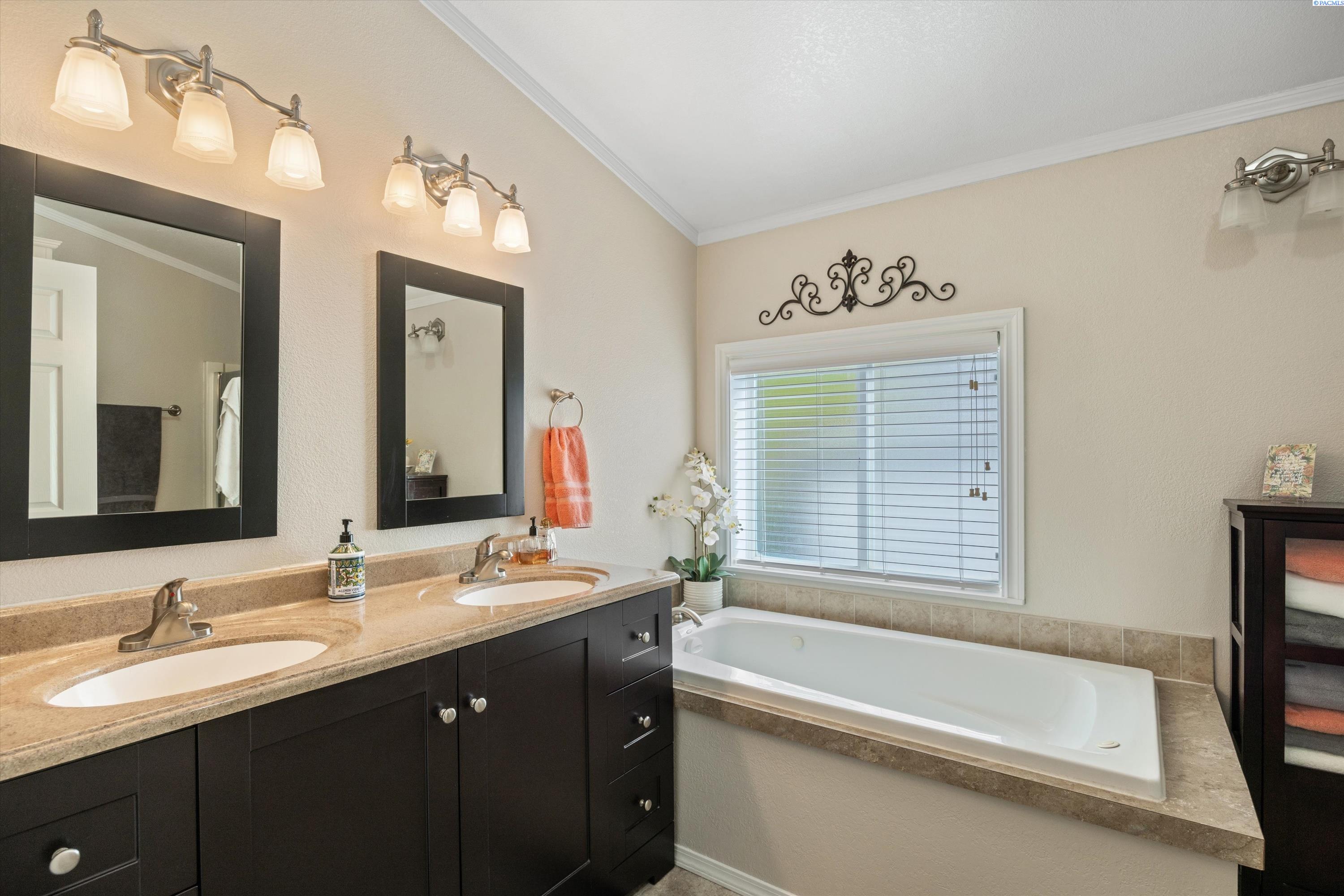 1200 South Euclid Road, Unit 82 Grandview, WA 98930 - Photo 20 of 26 Gallery Image 20