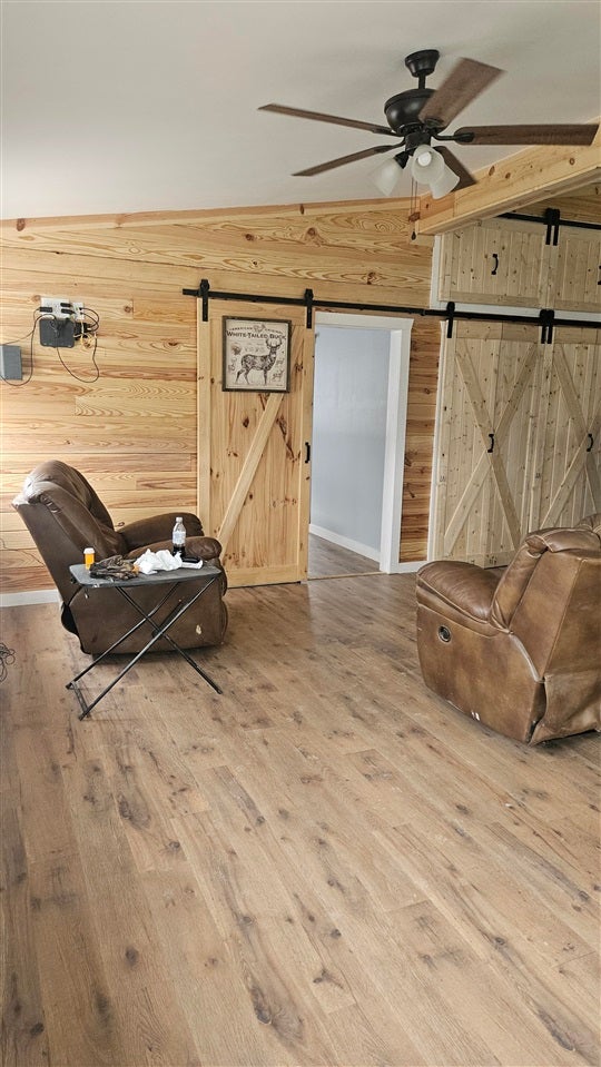 605 Phillip Whitlow Road Summer Shade, KY 42166 - Photo 6 of 34 Gallery Image 6