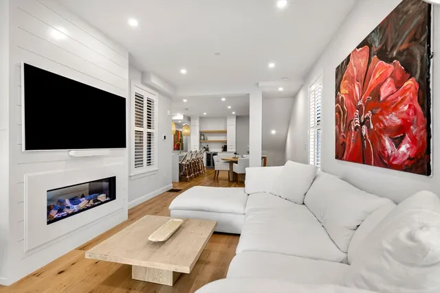 $1,549,000 | 722 East 5th Street, Boston, MA 02127