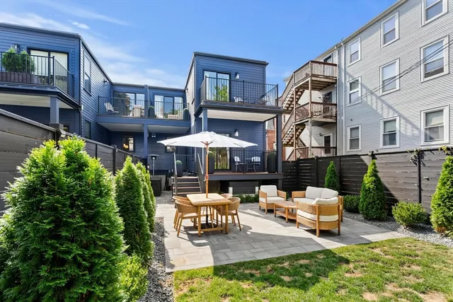 $1,549,000 | 722 East 5th Street, Boston, MA 02127
