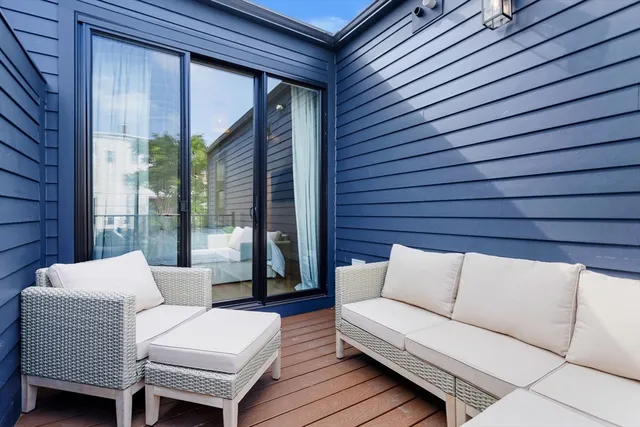 $1,549,000 | 722 East 5th Street, Boston, MA 02127