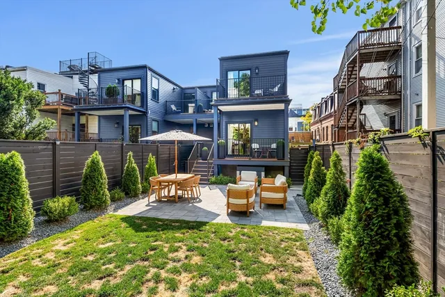 $1,549,000 | 722 East 5th Street, Boston, MA 02127