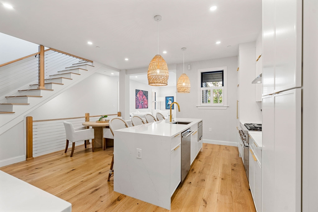 722 East 5th Street Boston, MA 02127 - Photo 5 of 42