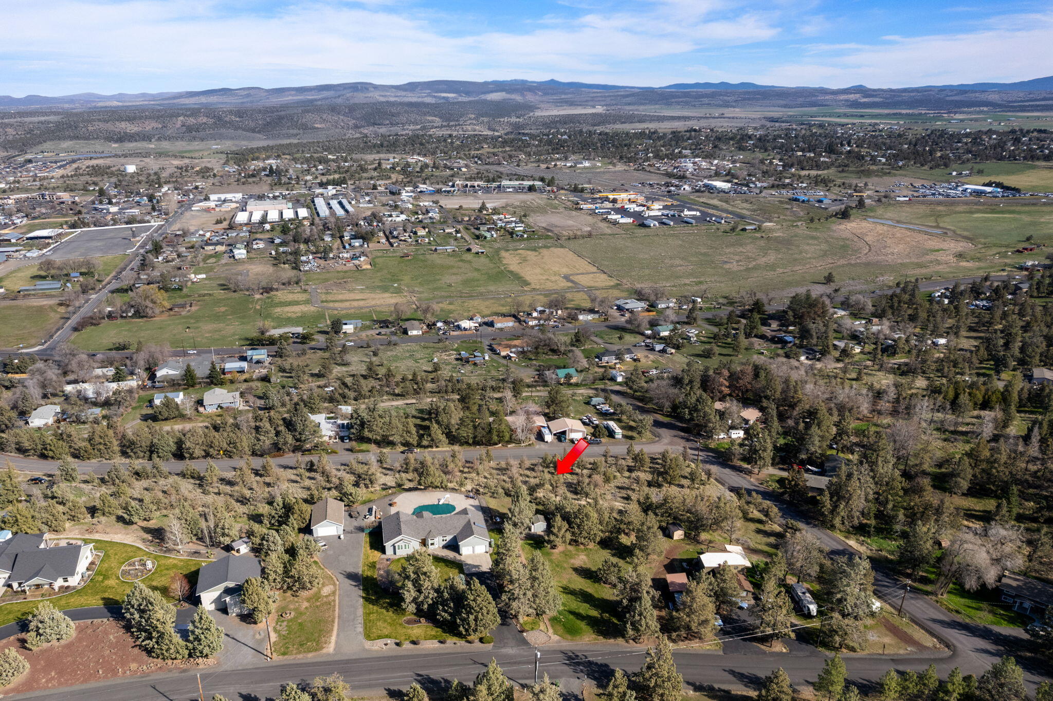 Southwest Roberta Drive Madras, OR 97741 - Photo 9 of 11 an aerial view of a city